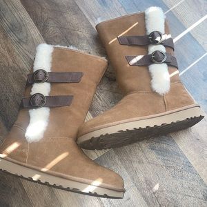 Women’s Ugg size 7